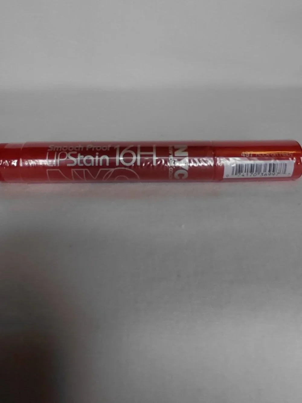 NYC (New York Color) - Smooch Proof 16 Hour Lip Stain - 497 Rock on Ruby